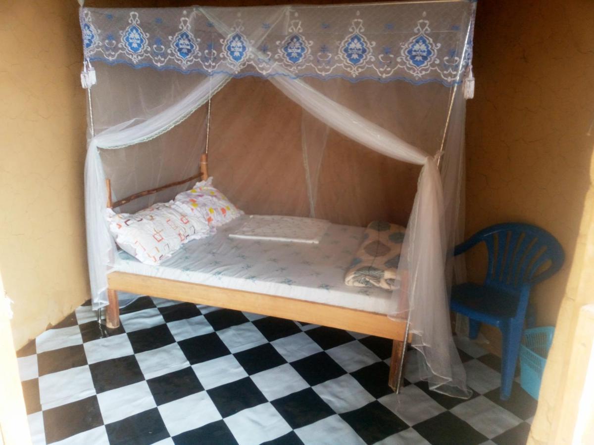 Mbunga Community Tourism Campsite Касесе Екстериор снимка